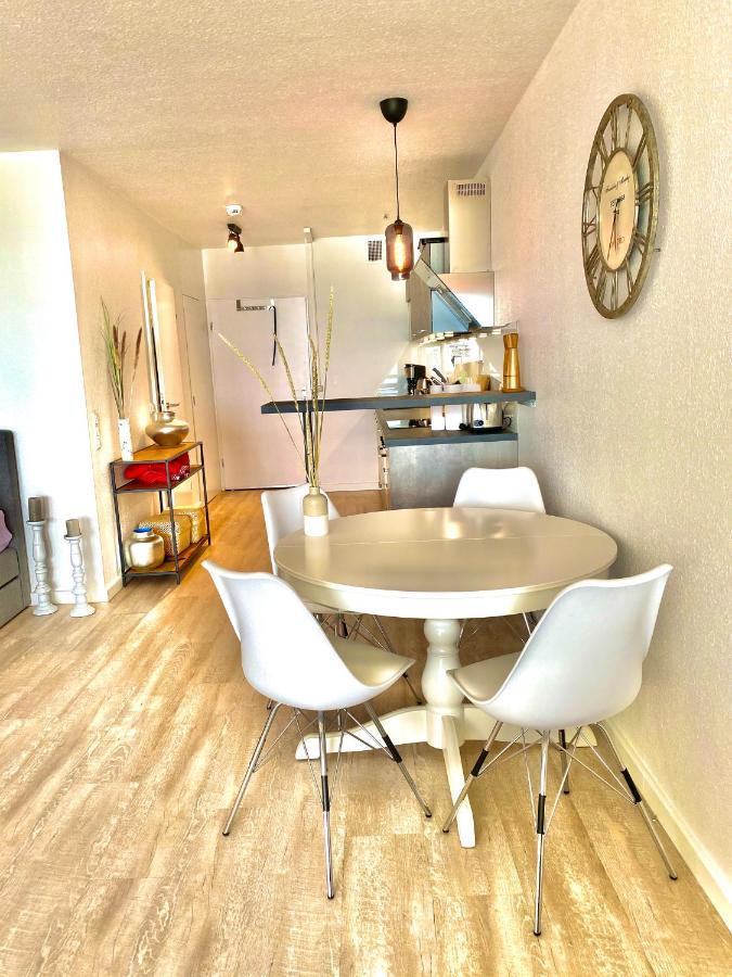 Studio Mit Panorama-Meerblick Und Direkter Strandlage In Шарбойтц Екстериор снимка
