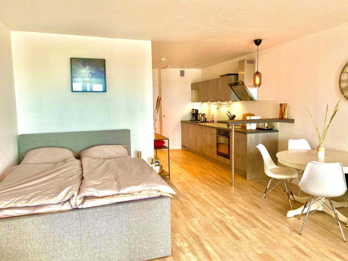Studio Mit Panorama-Meerblick Und Direkter Strandlage In Шарбойтц Екстериор снимка